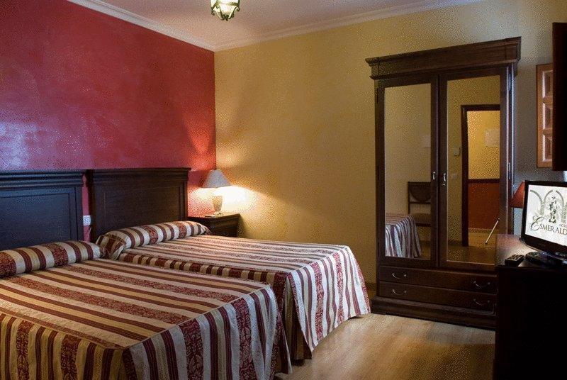 Hotel Esmeralda Osuna Eksteriør bilde